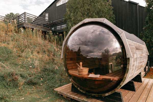luxury wellness retreats usa
